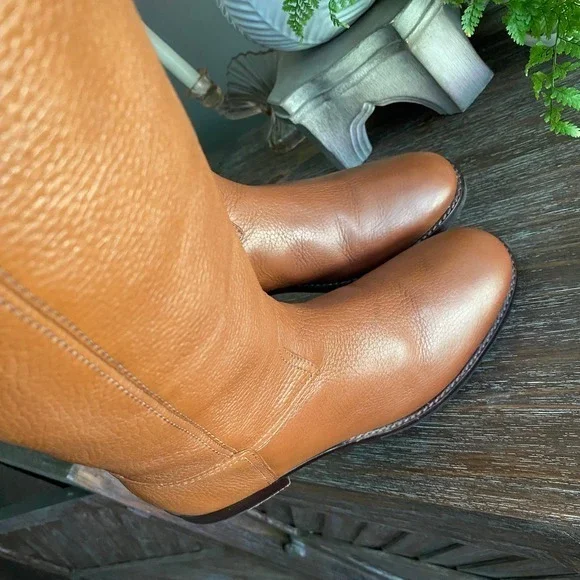Tory Burch ‘Jolie’ Tall Luxury Riding Boots Pebbled Leather Womens 8.5 Tan Brown